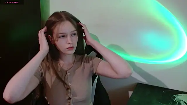 amelia sweeti online show from April 2026 04:32:02 PM