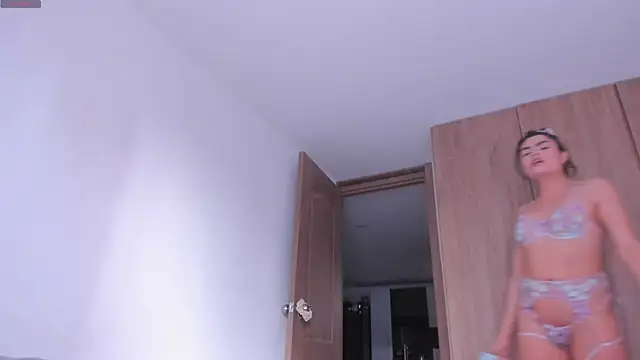 cheryl blossom69 online show from February 2026 09:22:01 PM