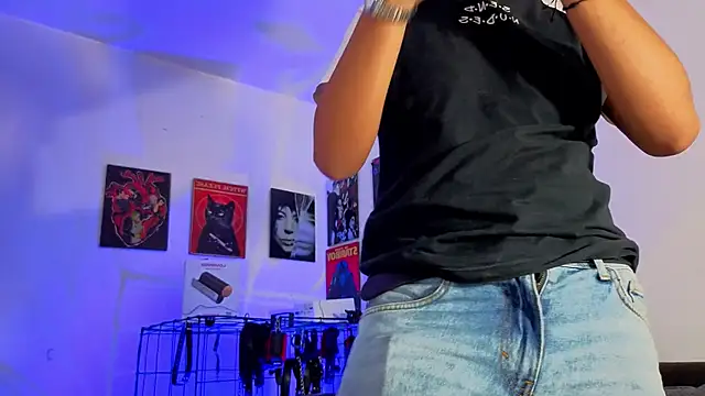 Snapshot of GaelOconner chatting on October 2025 02:33:01 AM GaelOconner online show from October 2025 02:33:01 AM