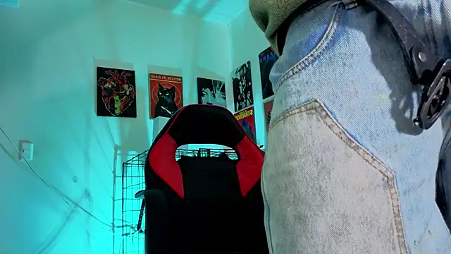 Snapshot of GaelOconner chatting on November 2025 03:29:02 AM GaelOconner online show from November 2025 03:29:02 AM