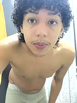 Snapshot of GaelOconner chatting on November 2025 12:49:01 AM GaelOconner online show from November 2025 12:49:01 AM