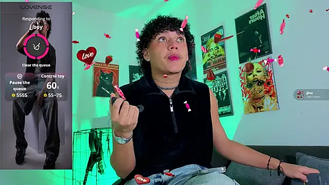 Snapshot of GaelOconner chatting on November 2025 02:11:01 AM GaelOconner online show from November 2025 02:11:01 AM