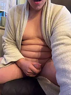 Snapshot of Paule19cm chatting on November 2025 06:23:01 AM Paule19cm online show from November 2025 06:23:01 AM