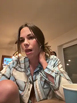 Lady Knaller online show from April 2026 06:47:01 PM