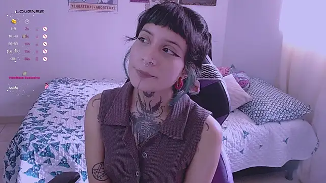 Snapshot of _Apola_77 chatting on December 2024 08:43:02 PM Apola 77 online show from December 2024 08:43:02 PM