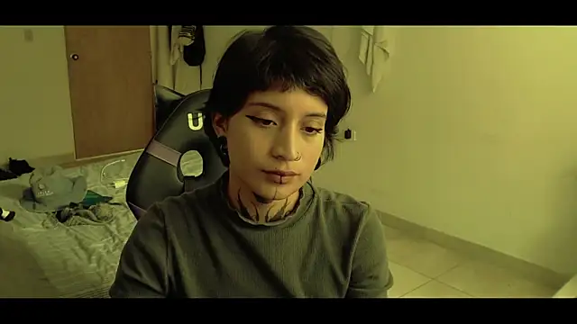 Snapshot of _Apola_77 chatting on March 2025 07:27:01 PM Apola 77 online show from March 2025 07:27:01 PM