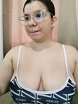 Danzel1105 online show from December 2025 05:09:01 PM