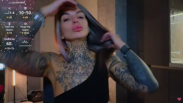 tattooedBabyy online show from February 2025 04:48:02 PM