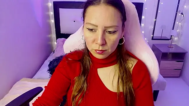 Snapshot of camila_delarosa chatting on June 2026 12:19:01 PM camila delarosa online show from June 2026 12:19:01 PM
