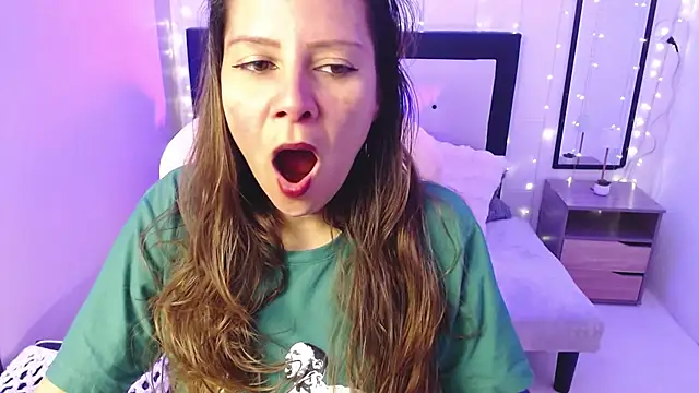 Snapshot of camila_delarosa chatting on July 2026 05:51:02 PM camila delarosa online show from July 2026 05:51:02 PM
