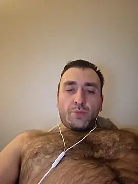 Snapshot of TIGERRR86 chatting on February 2026 08:18:01 PM TIGERRR86 online show from February 2026 08:18:01 PM