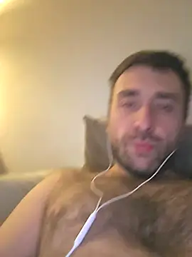 Snapshot of TIGERRR86 chatting on February 2026 09:00:02 PM TIGERRR86 online show from February 2026 09:00:02 PM