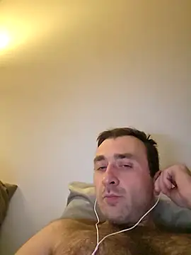 Snapshot of TIGERRR86 chatting on March 2026 08:33:01 PM TIGERRR86 online show from March 2026 08:33:01 PM