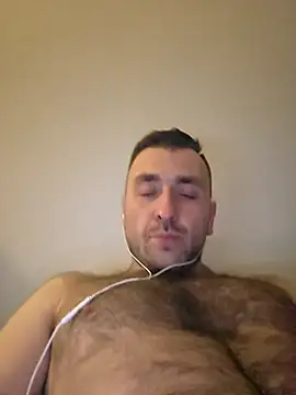 Snapshot of TIGERRR86 chatting on March 2026 09:40:02 PM TIGERRR86 online show from March 2026 09:40:02 PM