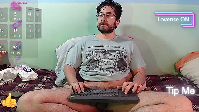 Snapshot of teddy_foster chatting on May 2026 12:56:01 PM teddy foster online show from May 2026 12:56:01 PM