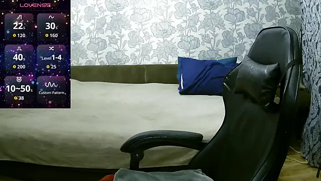 Snapshot of Sabrina_Poison chatting on November 2025 03:38:01 AM Sabrina Poison online show from November 2025 03:38:01 AM