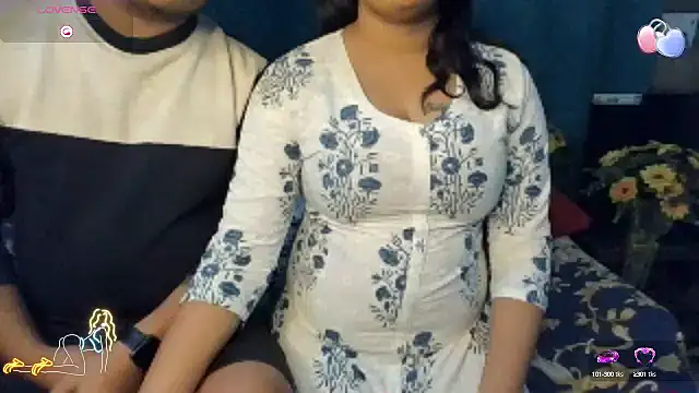 Snapshot of Trezza chatting on December 2024 06:33:01 PM Trezza online show from December 2024 06:33:01 PM