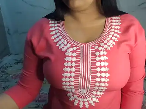 Trezza online show from April 2026 07:17:02 PM