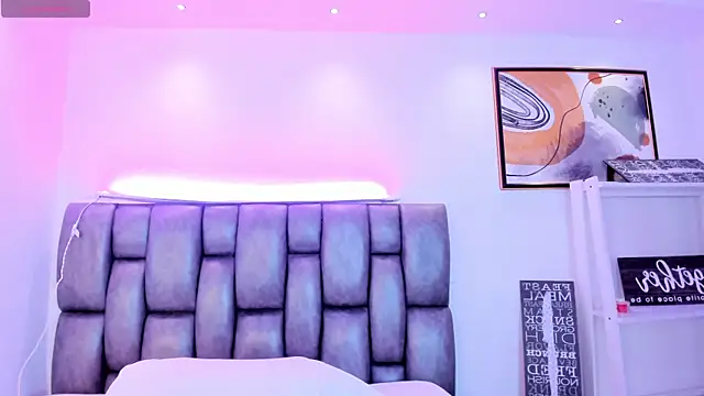 Snapshot of martina_mancini chatting on October 2025 12:52:02 PM martina mancini online show from October 2025 12:52:02 PM