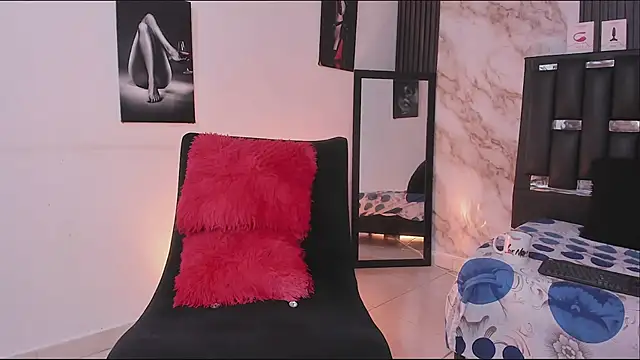 katherina diaz online show from February 2026 11:00:01 PM