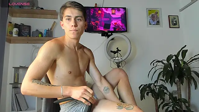 manucute 23  online show from October 2025 01:53:02 PM