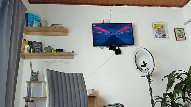 manucute 23  online show from December 2025 02:37:01 PM