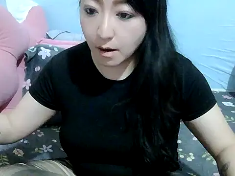 Snapshot of Xylona666 chatting on November 2025 02:52:02 PM Xylona666 online show from November 2025 02:52:02 PM