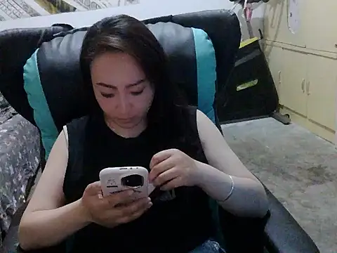 Snapshot of Xylona666 chatting on June 2026 02:38:01 PM Xylona666 online show from June 2026 02:38:01 PM