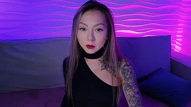 im casey online show from September 2025 07:18:02 AM