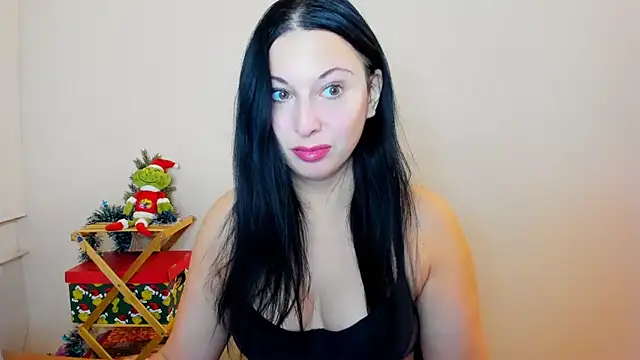 Snapshot of Wife4Cuck chatting on December 2025 01:40:02 PM Wife4Cuck online show from December 2025 01:40:02 PM