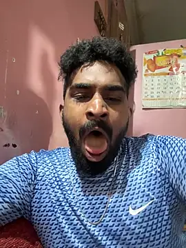 Handsomehunk 4U online show from December 2024 04:16:02 PM