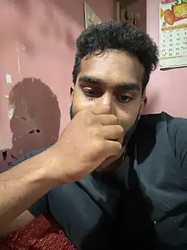 Handsomehunk 4U online show from December 2024 05:22:01 PM