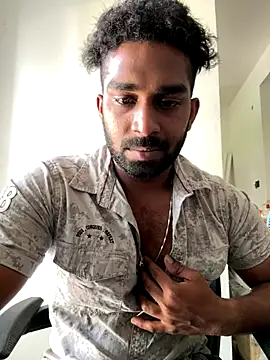 Handsomehunk 4U online show from September 2025 06:28:02 AM