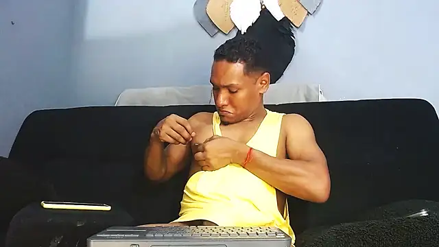 Snapshot of Grandeygruesa1 chatting on December 2025 07:50:01 AM Grandeygruesa1 online show from December 2025 07:50:01 AM