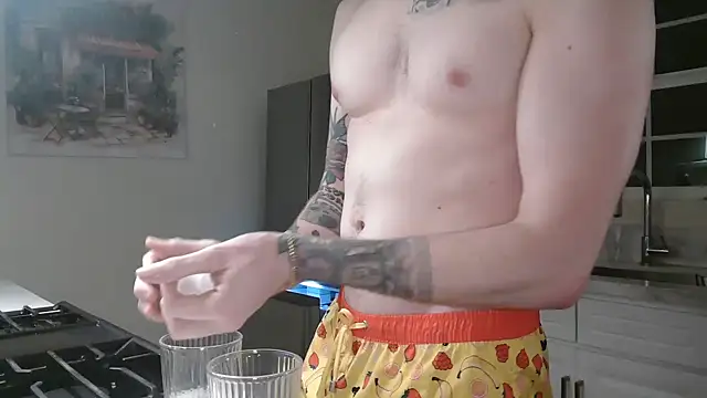 NatalieKneals online show from November 2025 07:20:02 AM