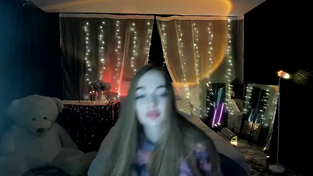 LissaCain online show from March 2026 04:47:01 AM