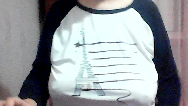 Snapshot of AnaXBerry chatting on November 2025 07:01:02 PM AnaXBerry online show from November 2025 07:01:02 PM