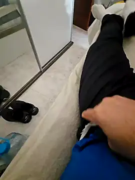 Snapshot of polla_calientes47 chatting on December 2024 03:10:01 PM polla calientes47 online show from December 2024 03:10:01 PM