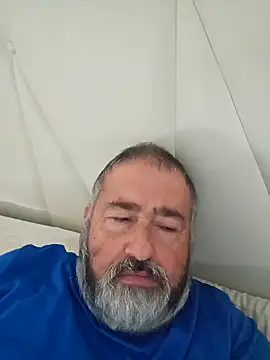 Snapshot of polla_calientes47 chatting on January 2025 03:35:01 PM polla calientes47 online show from January 2025 03:35:01 PM