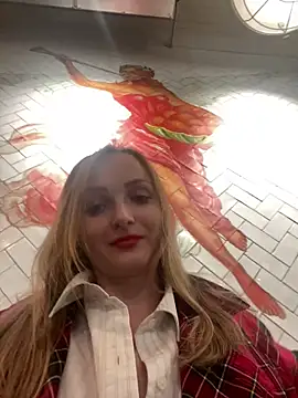 LadyTatiana Madam online show from December 2024 06:04:02 PM