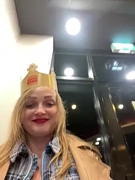 LadyTatiana Madam online show from January 2025 09:31:01 PM