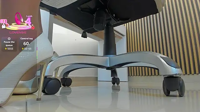 lulu 072 online show from October 2025 12:11:02 AM