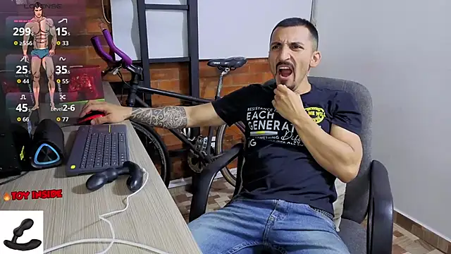 Snapshot of Marck_Muscle chatting on July 2026 03:30:02 AM Marck Muscle online show from July 2026 03:30:02 AM