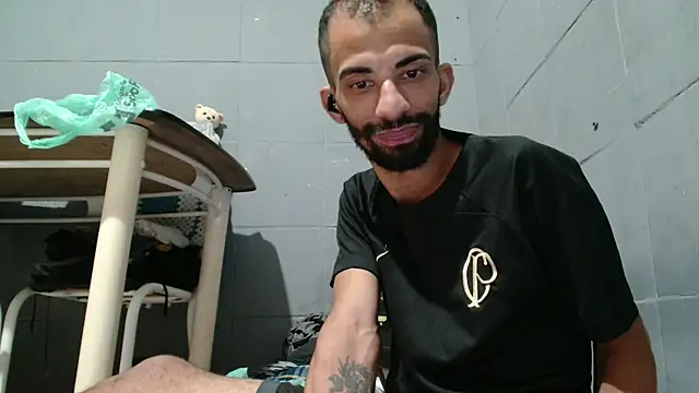 Snapshot of UncutToyBoy23cm chatting on February 2026 06:52:01 PM UncutToyBoy23cm online show from February 2026 06:52:01 PM