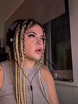 MelSaunders online show from March 2026 12:48:02 AM