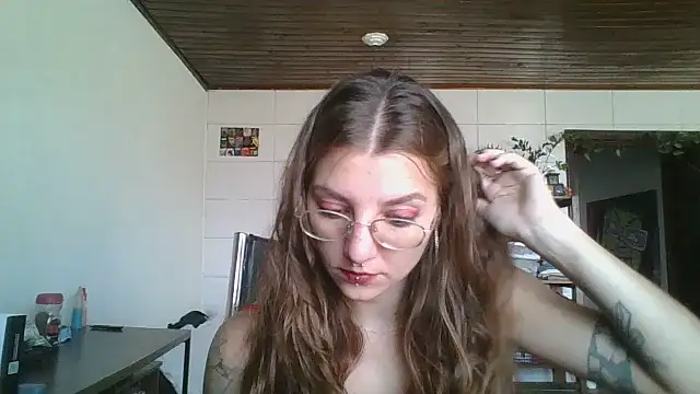 SweetyBabyDemon online show from April 2026 01:38:02 PM