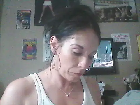 gorgeous11 online show from February 2025 07:44:02 AM