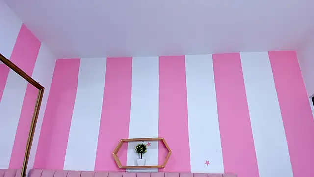 ISABELLA 020 online show from March 2026 04:12:02 PM