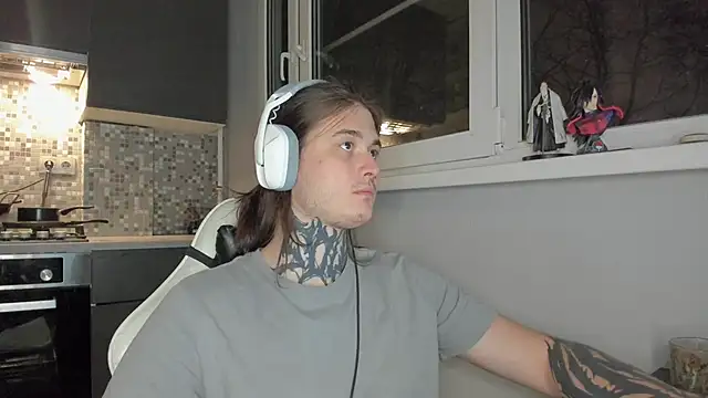  torfin  online show from March 2025 08:04:01 PM