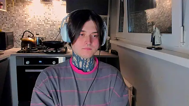  torfin  online show from February 2026 09:56:02 PM